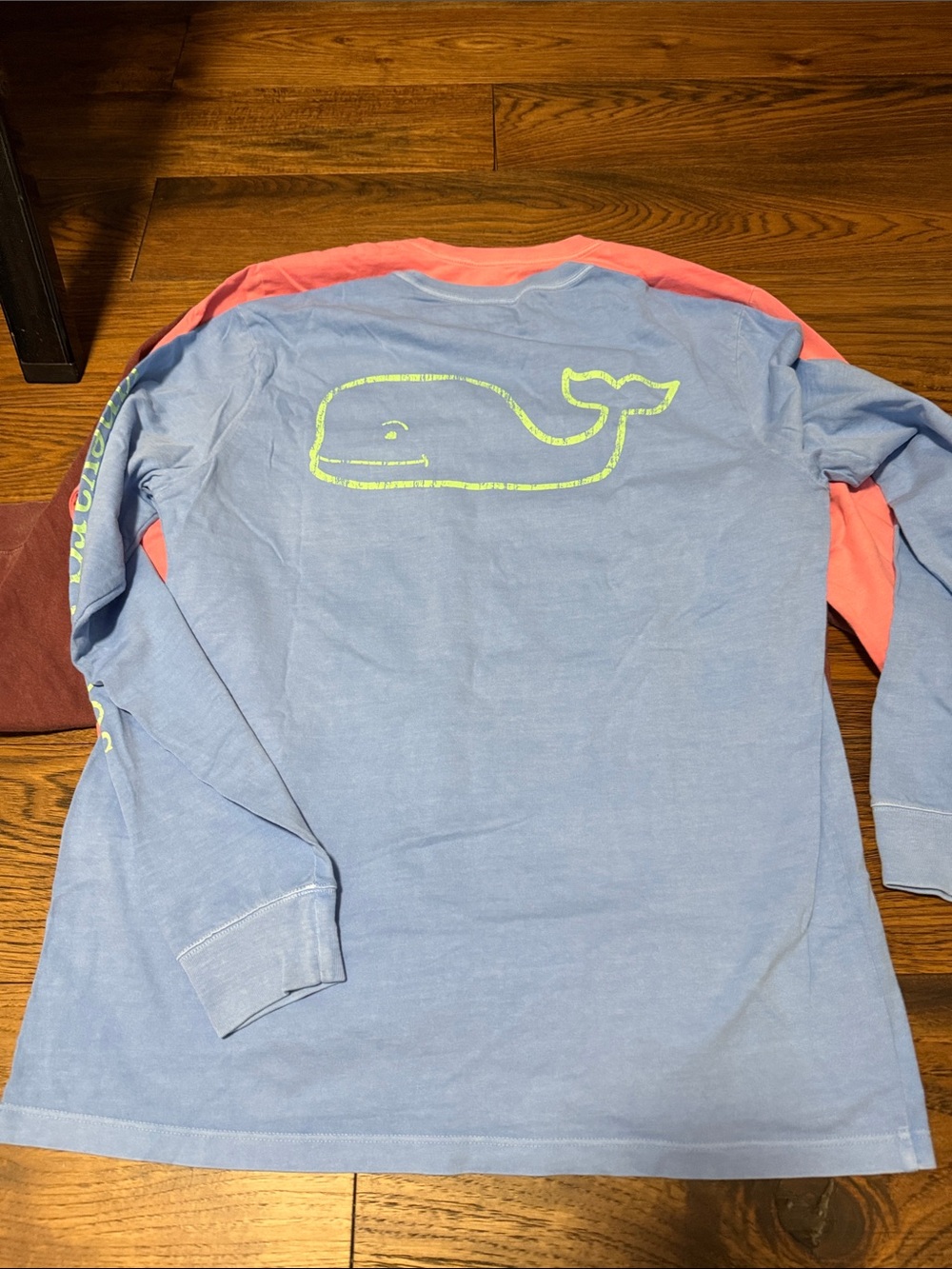 Bundle of Vineyard Vines Long Sleeve Tees Size Small NWOT - Picture 8 of 9